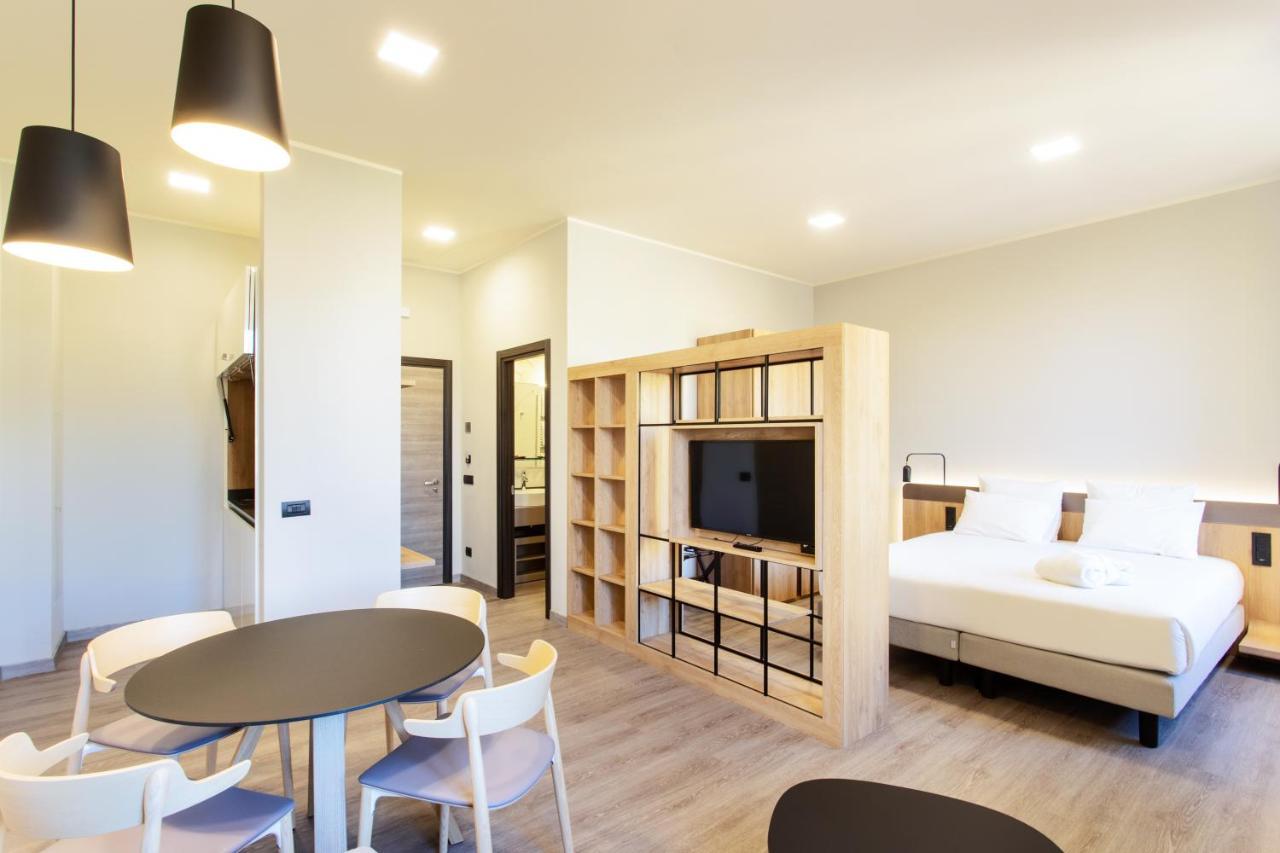 Executive Apartment,1078778101:JPEG