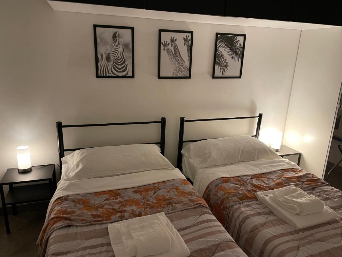 One-Bedroom Apartment,1161315507:JPEG