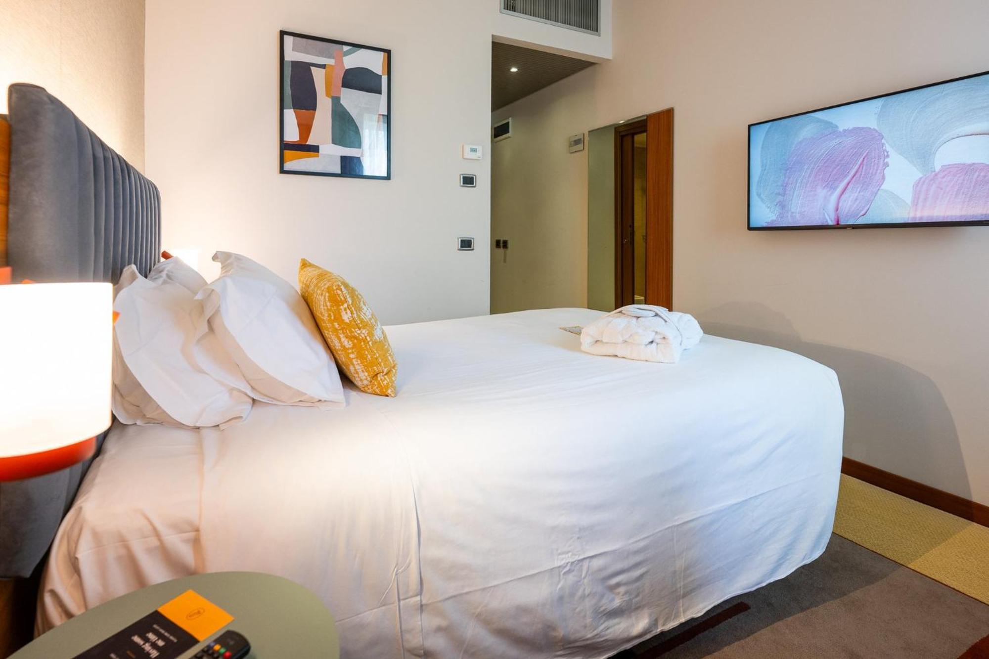 Cosy Small Double Room