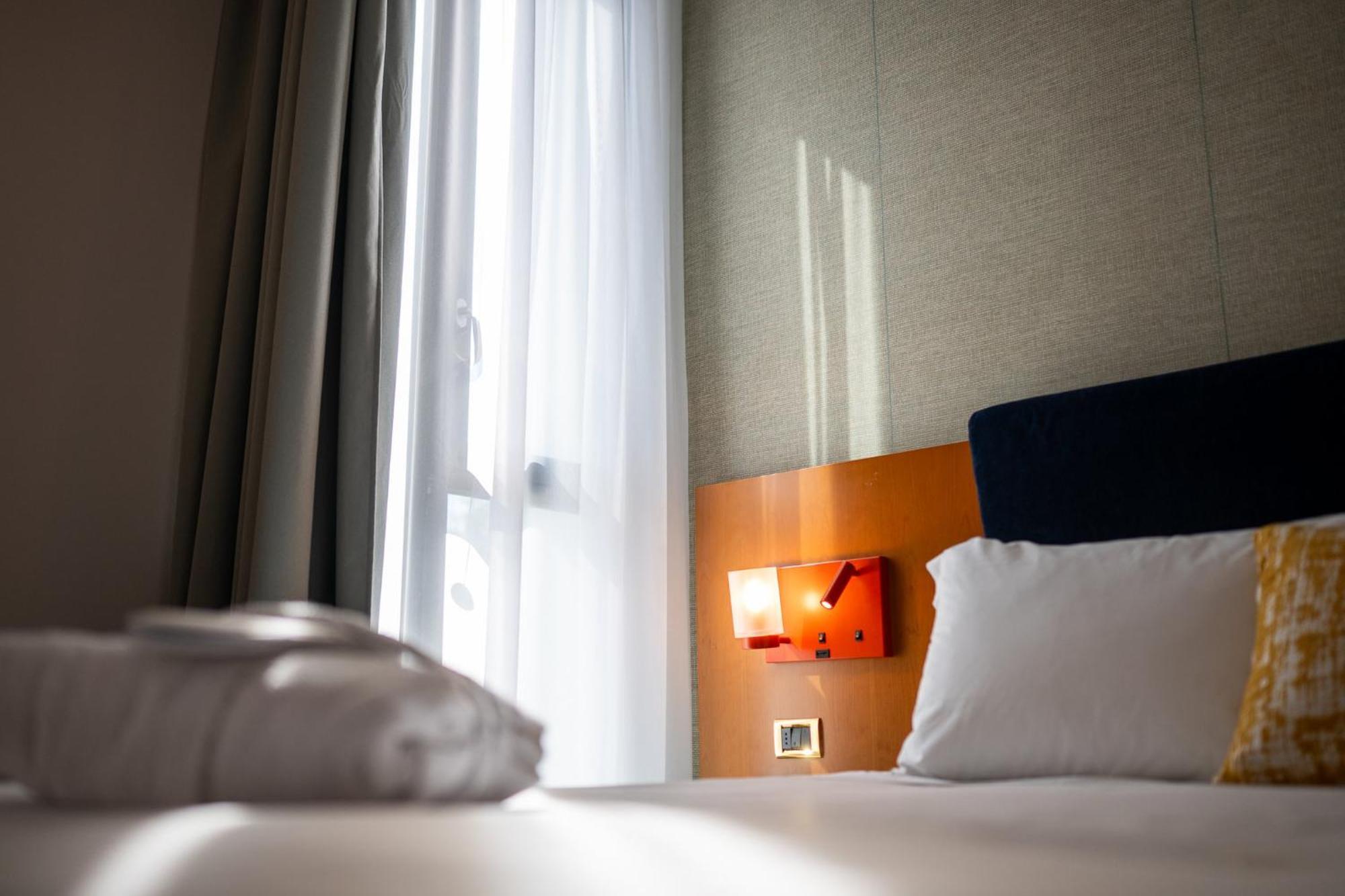 Premium Room One Double One Single Bed