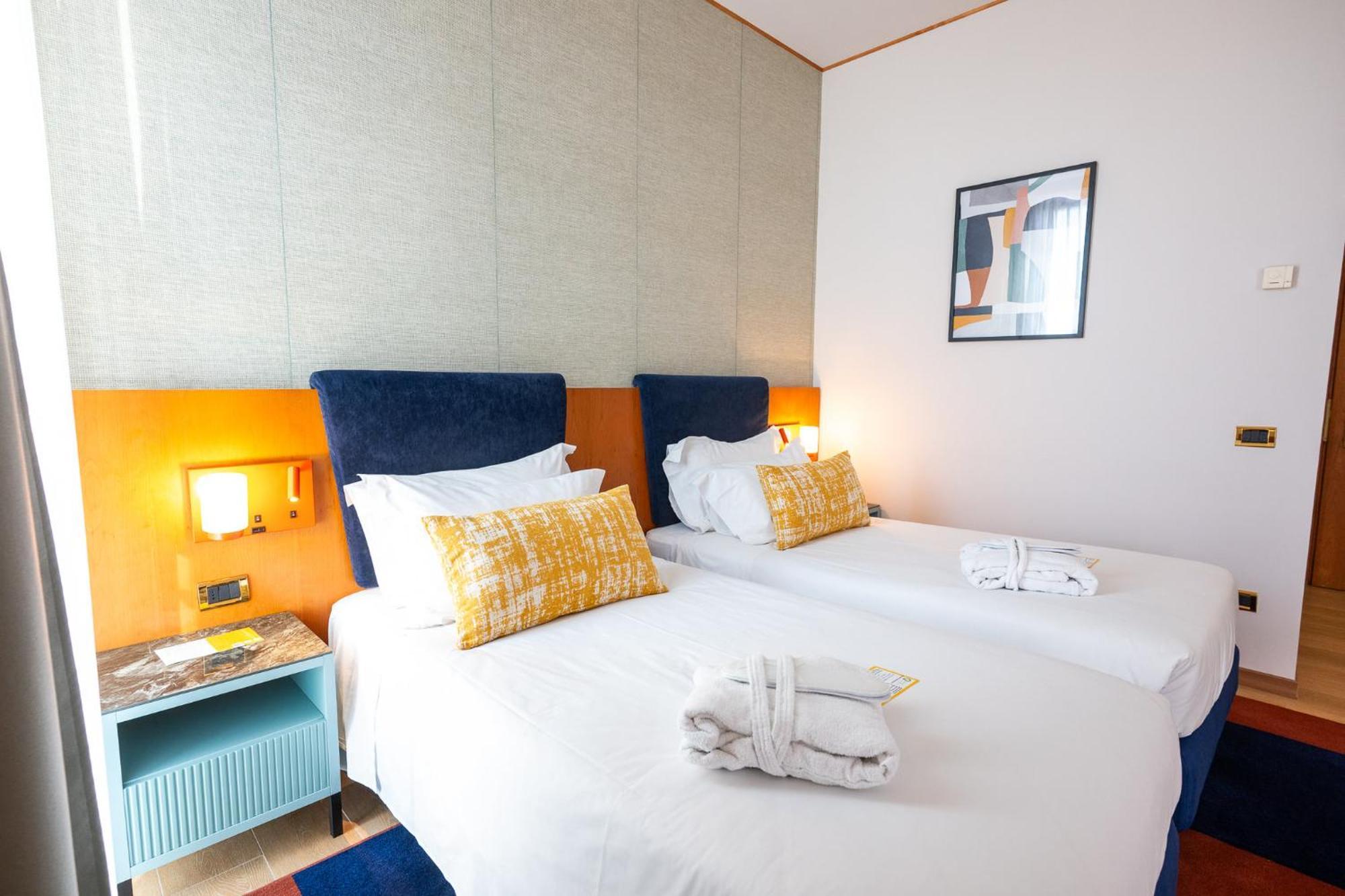 Premium Twin Room