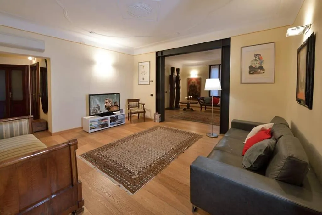 C-Rooms, Residenza Correggio-1