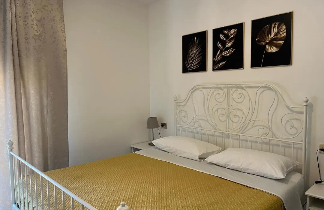 Lovely Apartment-1