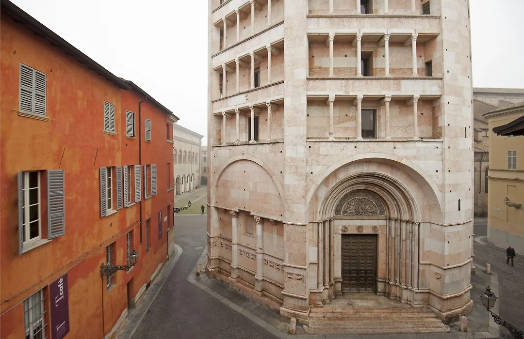 Palazzo Dalla Rosa Prati-1
