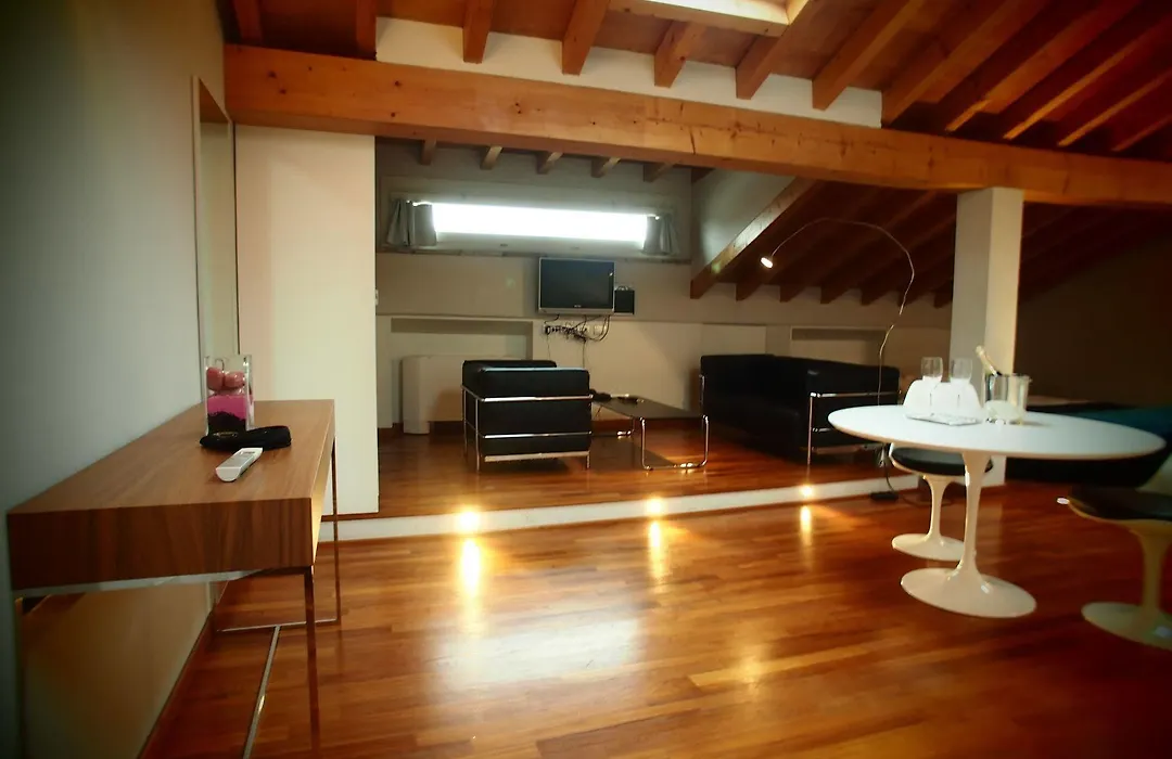 Parizzi Suites&Restaurant-1