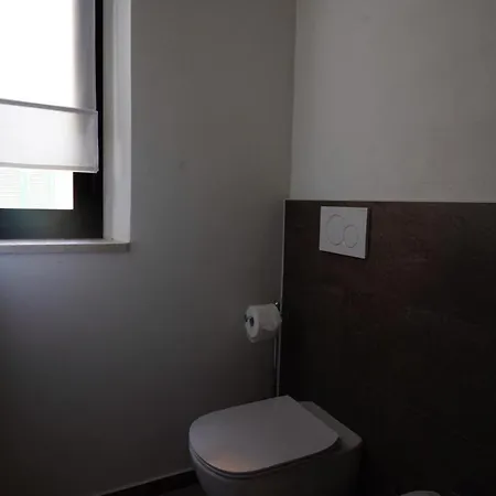 Parma: Bilocale A Due Passi Dal Centro Storico-3