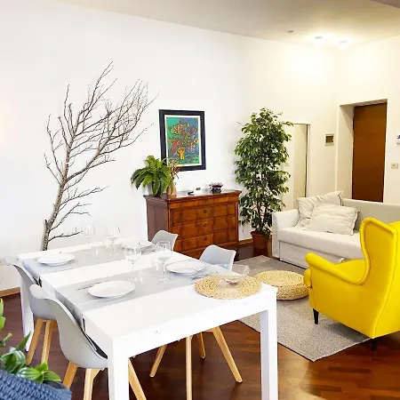 Wild Apartment-2