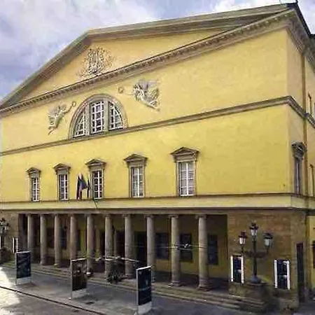 Charming Apartment In Parma/ Teatro Regio / Wifi-3