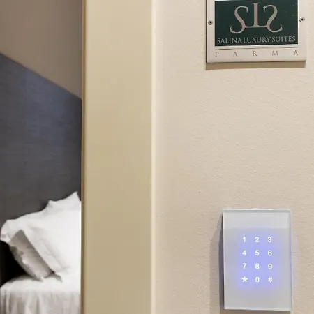 Salina Luxury Suites-3